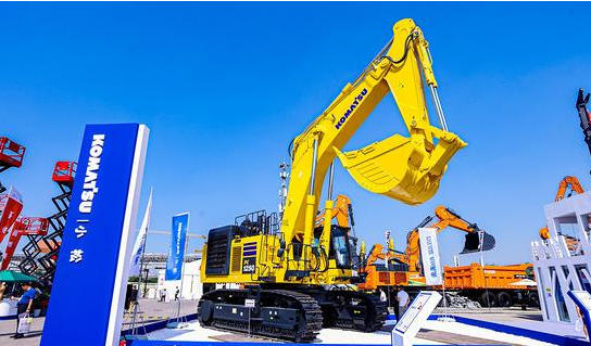 In December, the operating hours of Komatsu excavators in China were 108 hours, up 19.5% year-on-year; the operating hours in the other four regions also saw positive year-on-year growth.