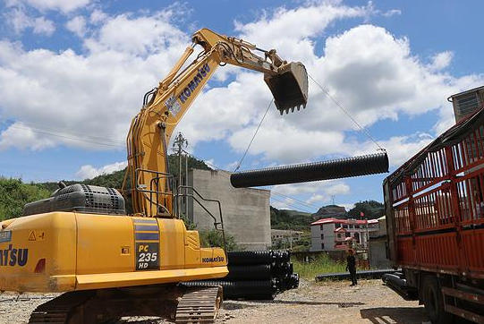 In September, the operating hours of Komatsu excavators in China were 95.3 hours, up 6.9% year-on-year. In the other four regions, the operating hours of Komatsu equipment saw a 