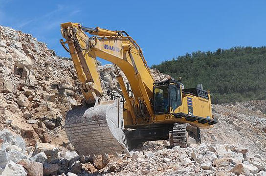 In July, the operating hours of Komatsu excavators in China were 88.4 hours, a year-on-year decrease of 0.3%; in the four regions outside China, the operating hours of Komatsu were all positive year-o