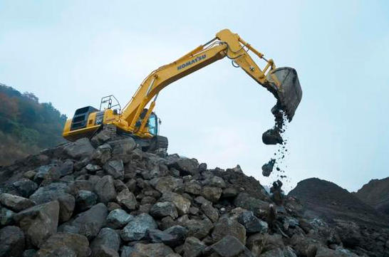 In September, the operating hours of small excavators produced by Komatsu in China were 101 hours; in Indonesia, the figure reached an astonishing 208.9 hours, setting a new record.