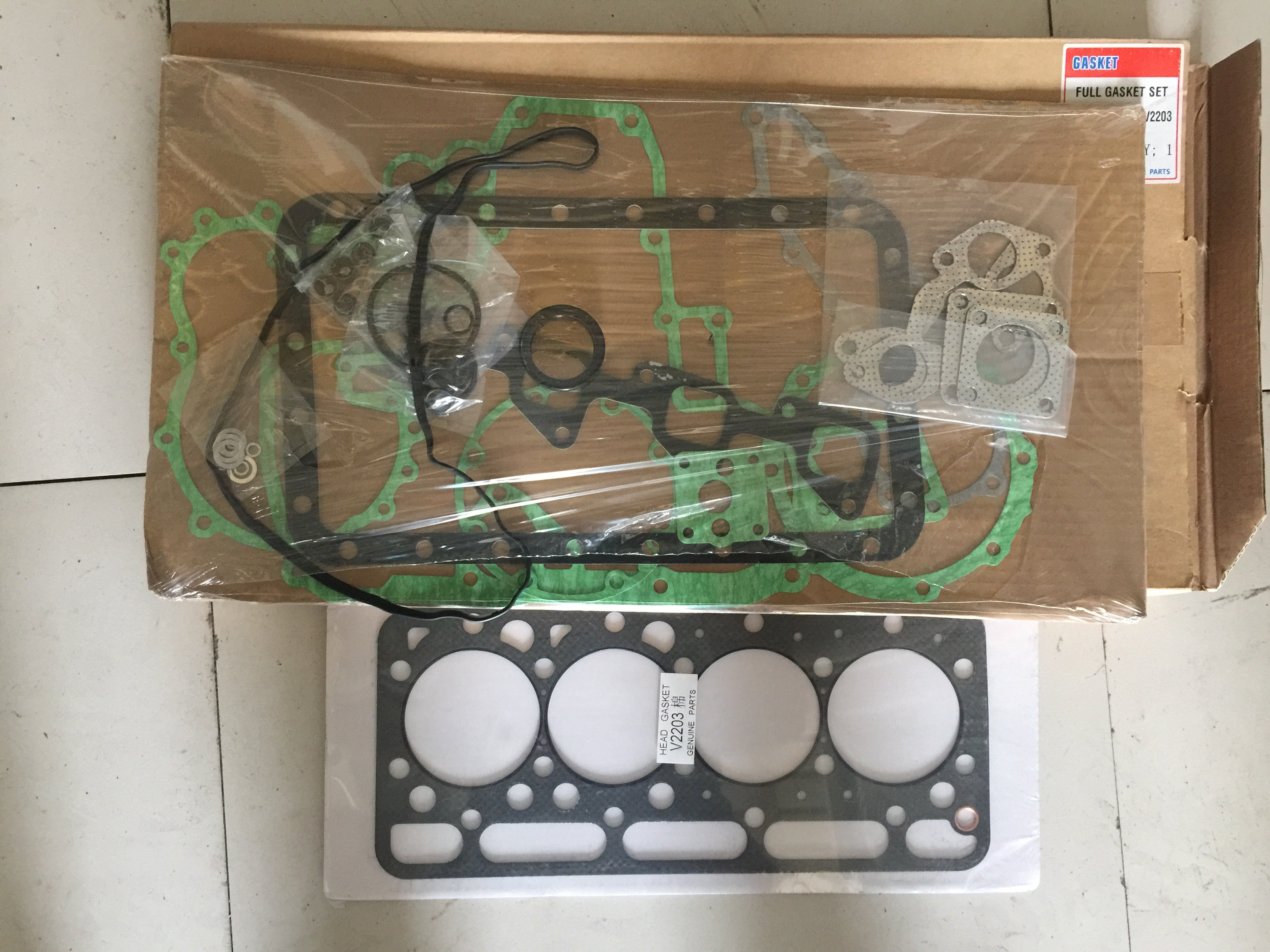Cummins A2300 engine complete full gasket set also compatible with Daewoo D20S D25S D30S diesel engine seal kit