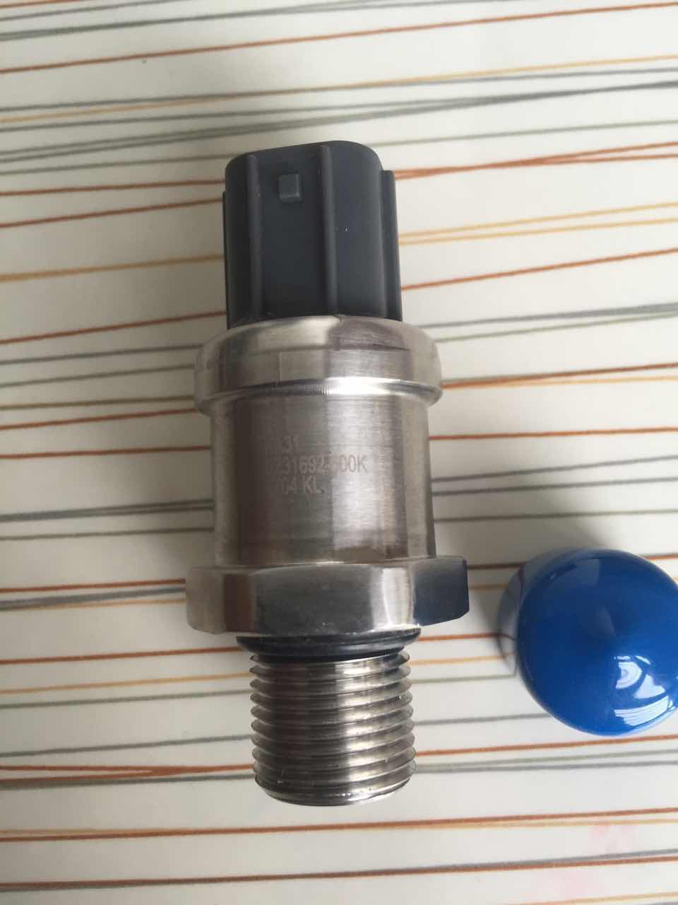 Doosan Daewoo DH225-7 50Mpa Pressure Sensor Switch 2547-9045 Doosan forklift Doosan infracore construction equipment america