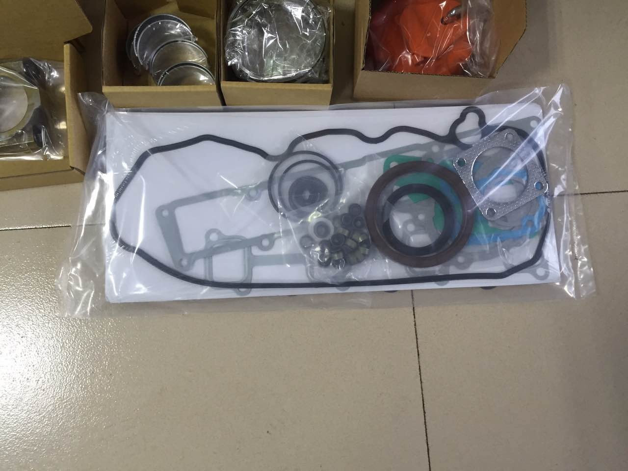 Hino H07C H07CT overhaul full gasket kit for engine Hitachi EX220-5 EX270-5 excavator repair parts