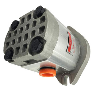 Hitachi 200 excavator 4181700 9217993 Hitachi Excavator EX200-1 EX330-5 ZAX330 Gear Pump Assembly TH101816 FITS JD JD790 JD792 Pilot Pump - Image 3