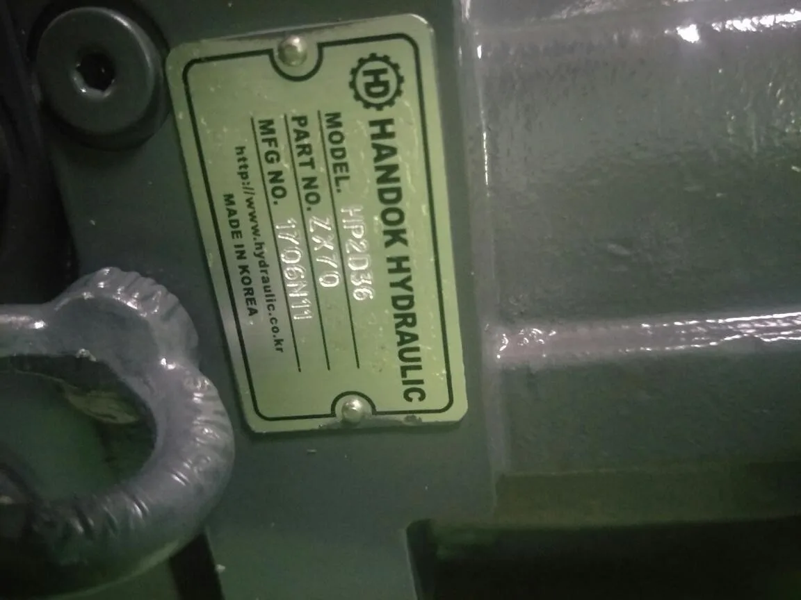 Hitachi ZX70 ZX120/200/210/250 Excavator Hydraulic Main Piston Pump Assy YD00002516 hydraulic Pump Spare Parts Construction Machinery Hydraulic repair Parts - Image 1