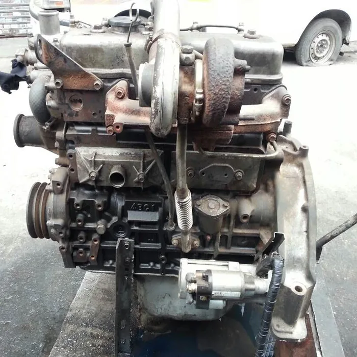 Isuzu diesel engine 4JG2 4JB1 4HG1 4BD1 6BD1 4HK1 6HK1 4BG1 6BG1 6WG1 6UZ1 China manufacturer supplier original complete engine for excavator machinery