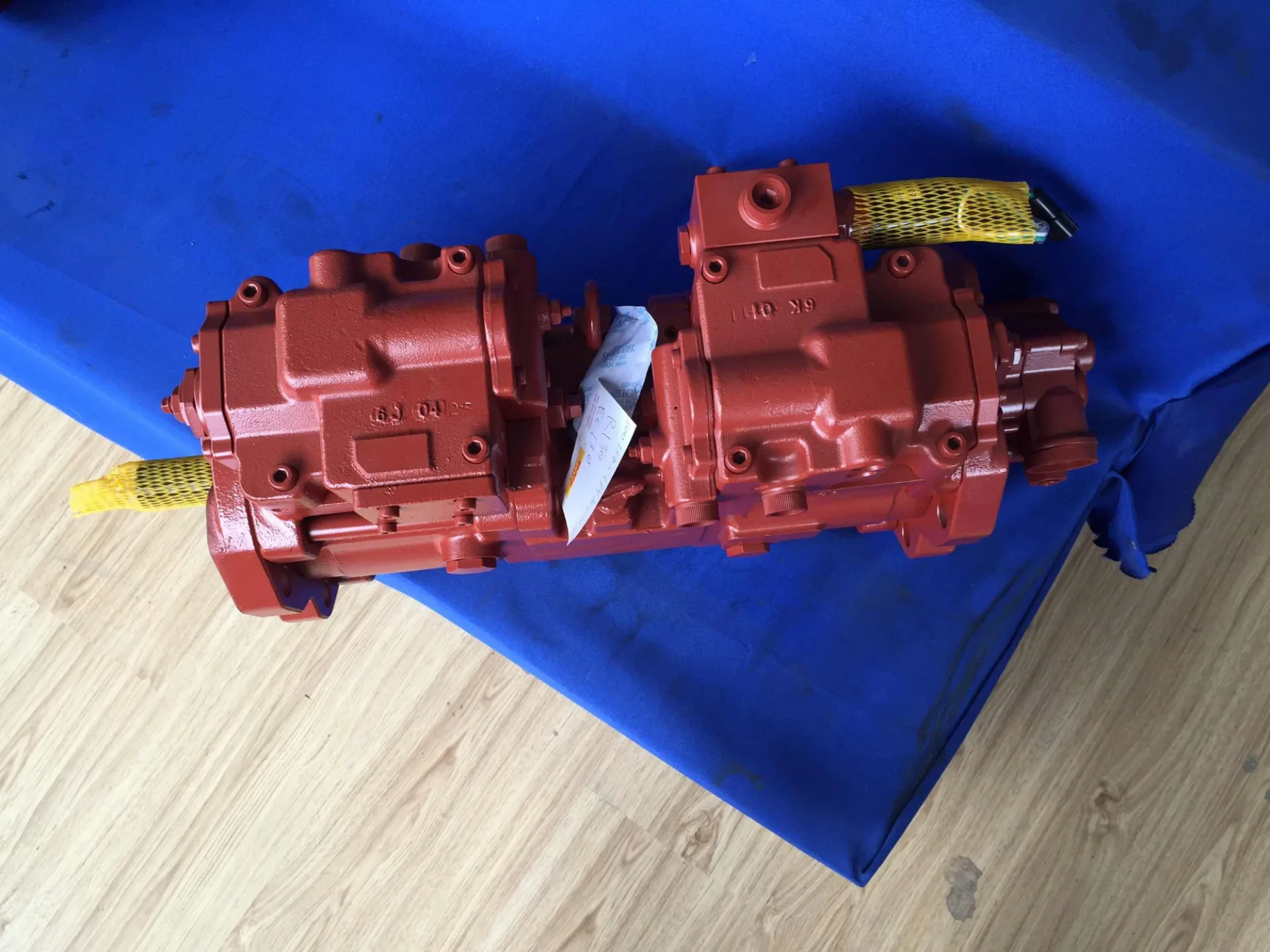 kawasaki K3V63DT-9COS R130 Hydraulic Main Piston Pump Assy DH150-7 hydraulic Pump Spare Parts - Image 4