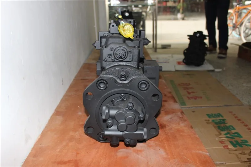 Kobelco SK200-6E Excavator Hydraulic Main Piston Pump Assy YN10V00023F2 hydraulic Pump Spare Parts Construction Machinery Hydraulic repair Parts - Image 3