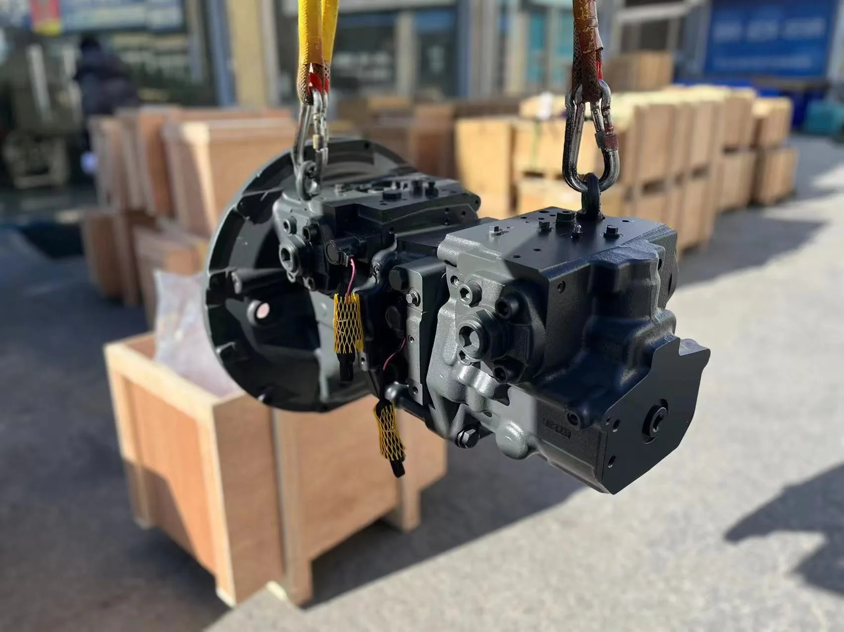 Komatsu PC200/PC200-8 Excavator Hydraulic Main Piston Pump Assy 708-2L-00500/708-2L-00400/708-2L-00490 hydraulic Pump Spare Parts Construction Machinery Hydraulic repair Parts - Image 1