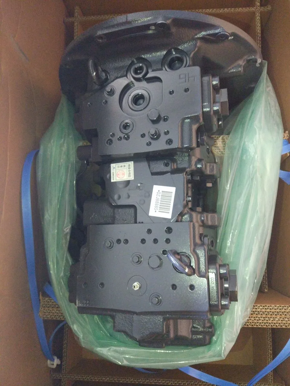 Komatsu PC220-7 Excavator Hydraulic Main Piston Pump Assy 708-2L-00112 hydraulic Pump Spare Parts Construction Machinery Hydraulic repair Parts