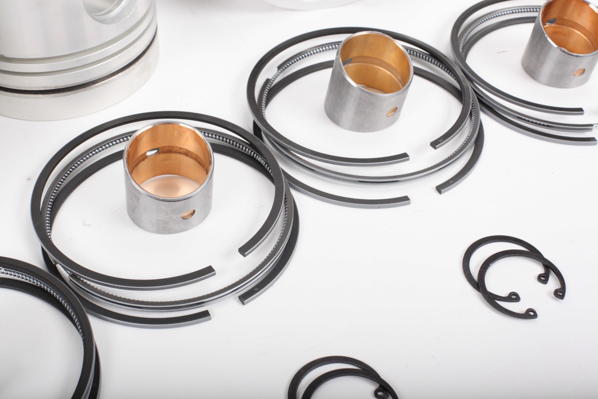 Mitsubishi 4N13 China Manufacturer Engine Overhaul Repair Kit Factory Piston Liner Kit Ring main bearing valve guide gasket kit Cylinder Block Cylinder Head assy Supplier - Image 3