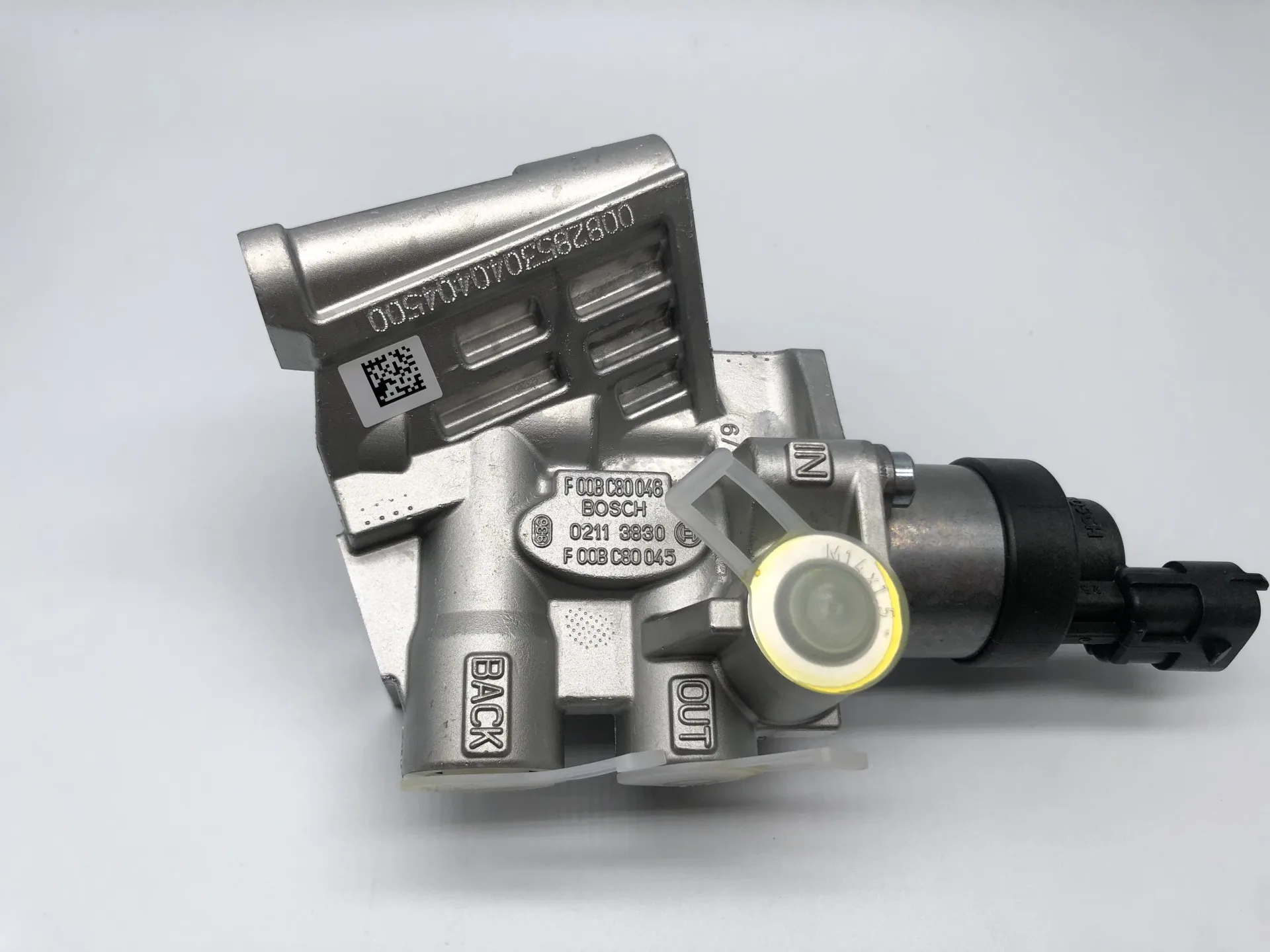 Volvo EC210B EC240B Excavator parts 0928400670 02113830 Engine Fuel injection pump VOE21638691 VOE21103266
