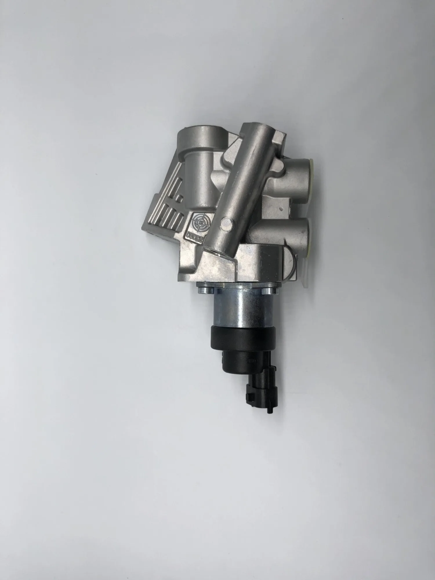Volvo EC210B fuel injection pump 0928400670 02113830 EC240B fuel pump VOE21638691 VOE21103266 VOE21060258 21060258 Volvo excavator fuel pump - Image 2