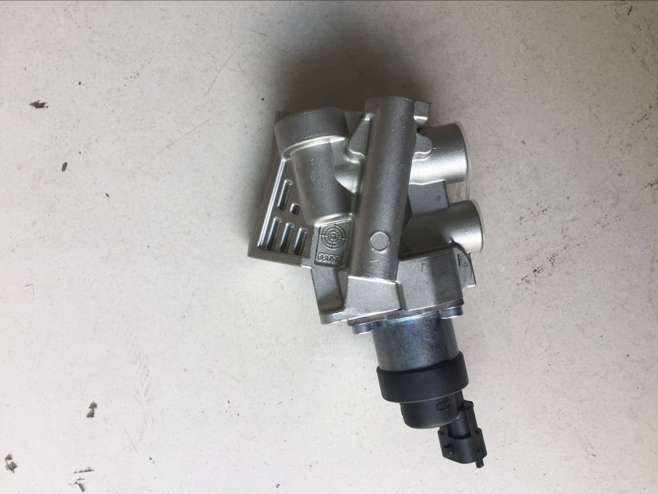 Volvo EC210B fuel pump control valve VOE21638691 21638691 EC240B injection pump valve Volvo diesel engine parts excavator fuel system Volvo EC210B fuel pump control valve VOE21638691 21638691 EC240B injection pump valve Volvo diesel engine parts excavator fuel system
