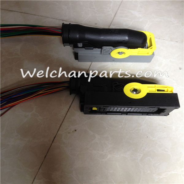 Volvo excavator parts online VOLVO Excavator Ec210b Ec240b Ec290b parts for excavator engine ecu 6010000 P10 P11 Socket Plug