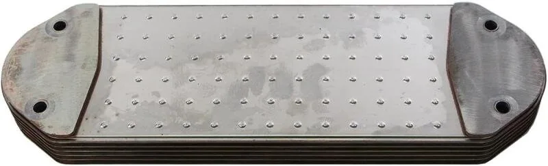 Volvo oil cooler 20729259 Volvo D12 D12C engine oil cooler heavy duty truck China manufacturer factory price
